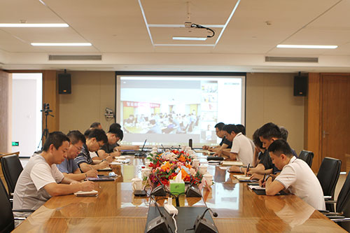 ag旗舰厅集团召开“EJM智能掘锚一体机”项目专家评审会议(图2)