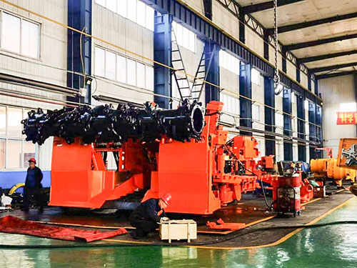 上海ag旗舰厅集团下属大同同力公司圆满完成久益掘锚机维修任务(图1)