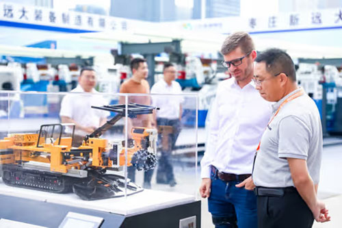 实力彰显！上海ag旗舰厅集团参展贵州国际能源产业博览交易会取得圆满成功(图8)